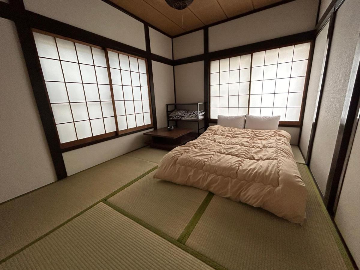 1970's Japanese Style Dorm House Appartement Tōkyō